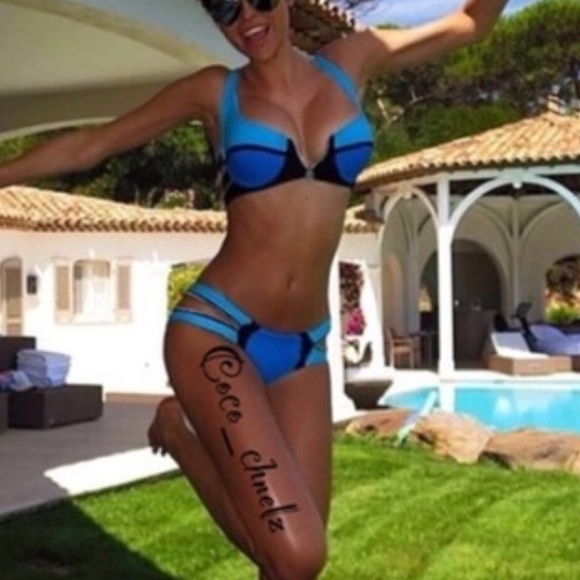 Blue supper bikini - Picture 1 of 2